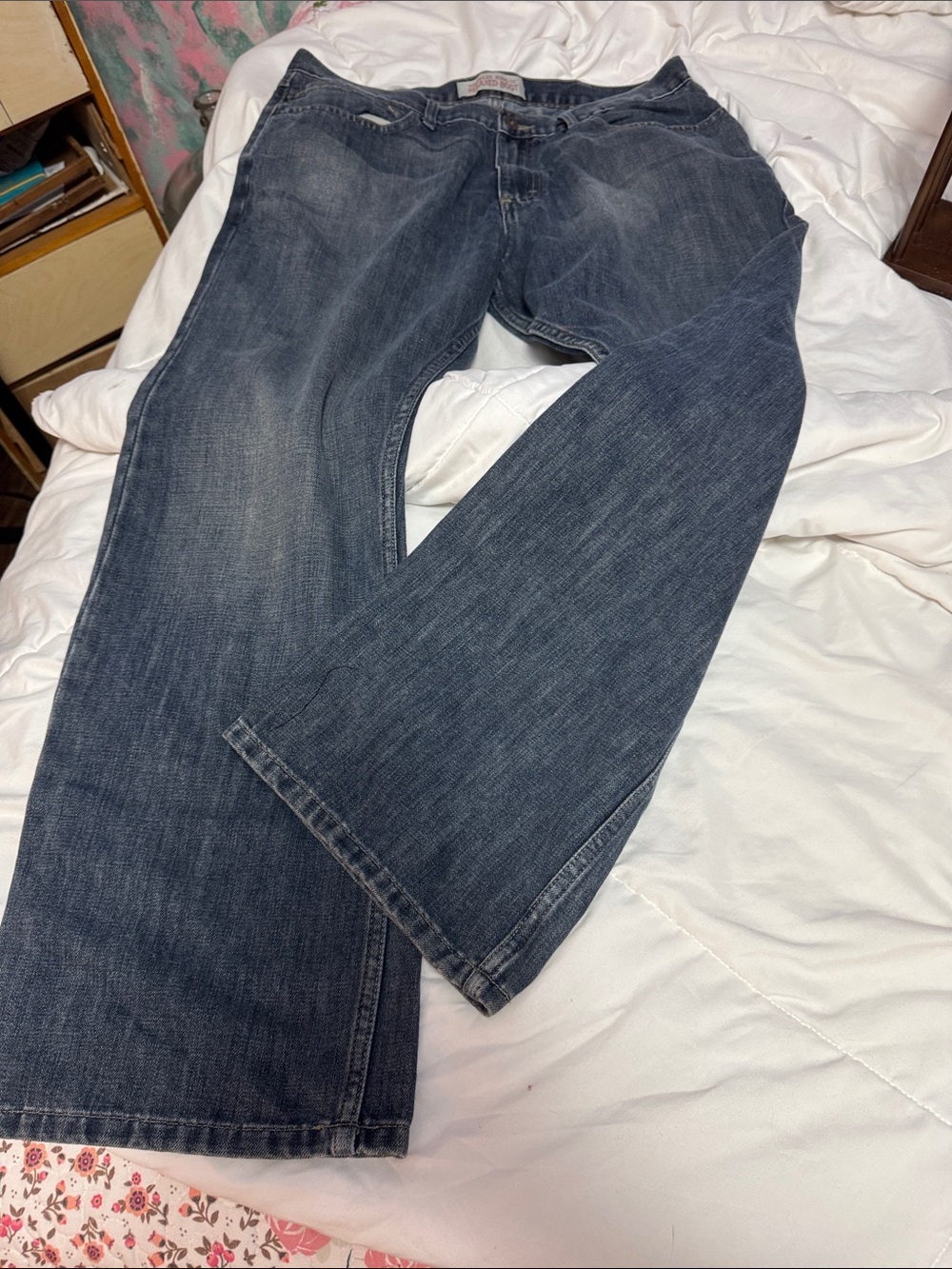 Men's Straight-Leg Blue Jeans